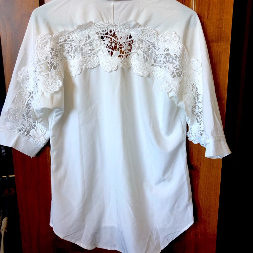 Lace Back Button-up Collared Shirt